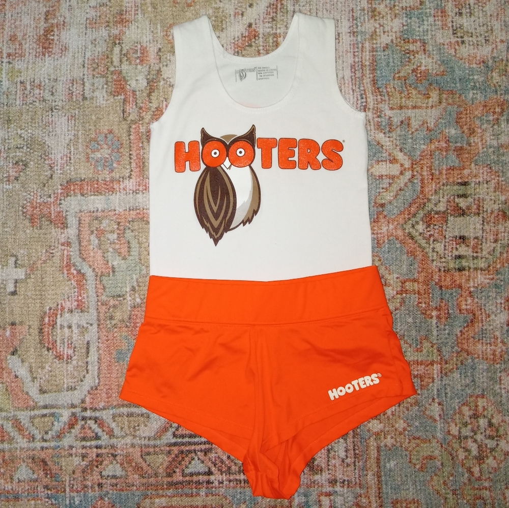 Hooters girl uniform set with cheeky shorts XS/XXS!!!